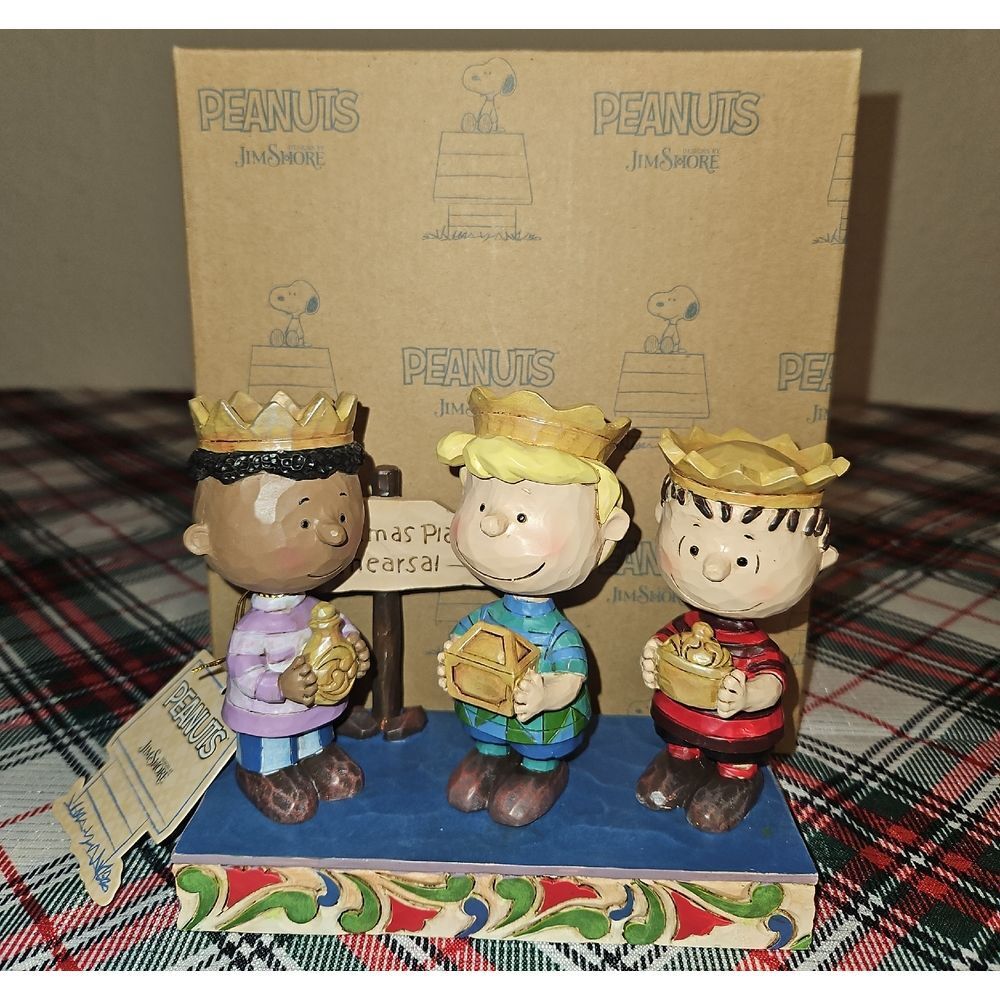 Jim Shore Peanuts "Practice Makes Perfect" Table Decor